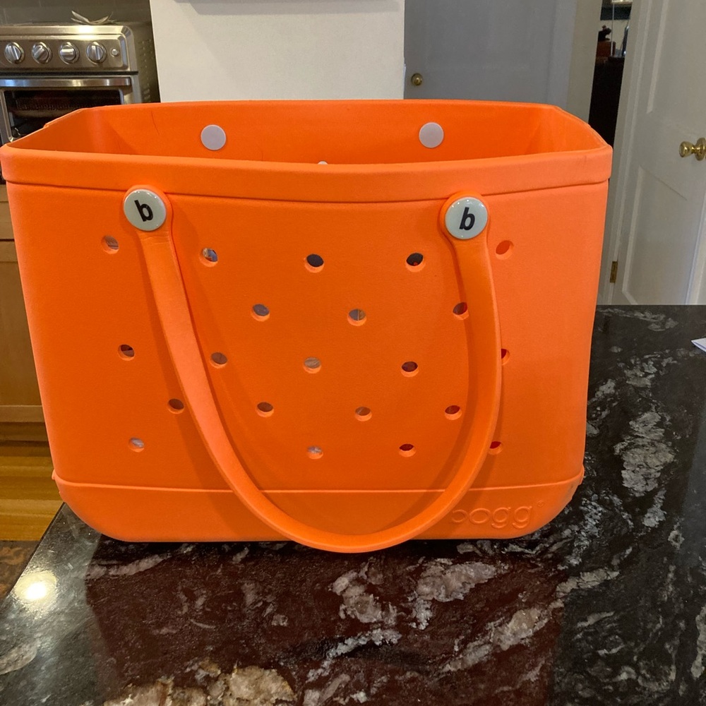 Original Bog Bag in orange. Good used condition.